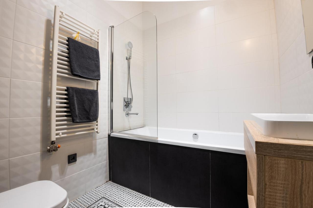 Deluxe Quentin Home Next To The Fashion Street Budapest Luaran gambar