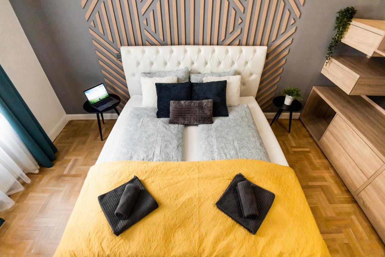 Deluxe Quentin Home Next To The Fashion Street Budapest Luaran gambar