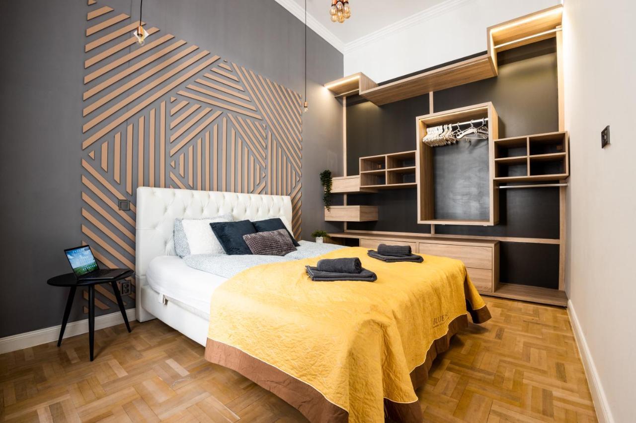 Deluxe Quentin Home Next To The Fashion Street Budapest Luaran gambar