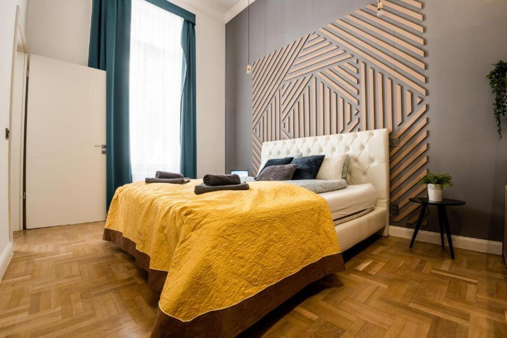 Deluxe Quentin Home Next To The Fashion Street Budapest Luaran gambar