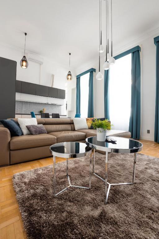 Deluxe Quentin Home Next To The Fashion Street Budapest Luaran gambar