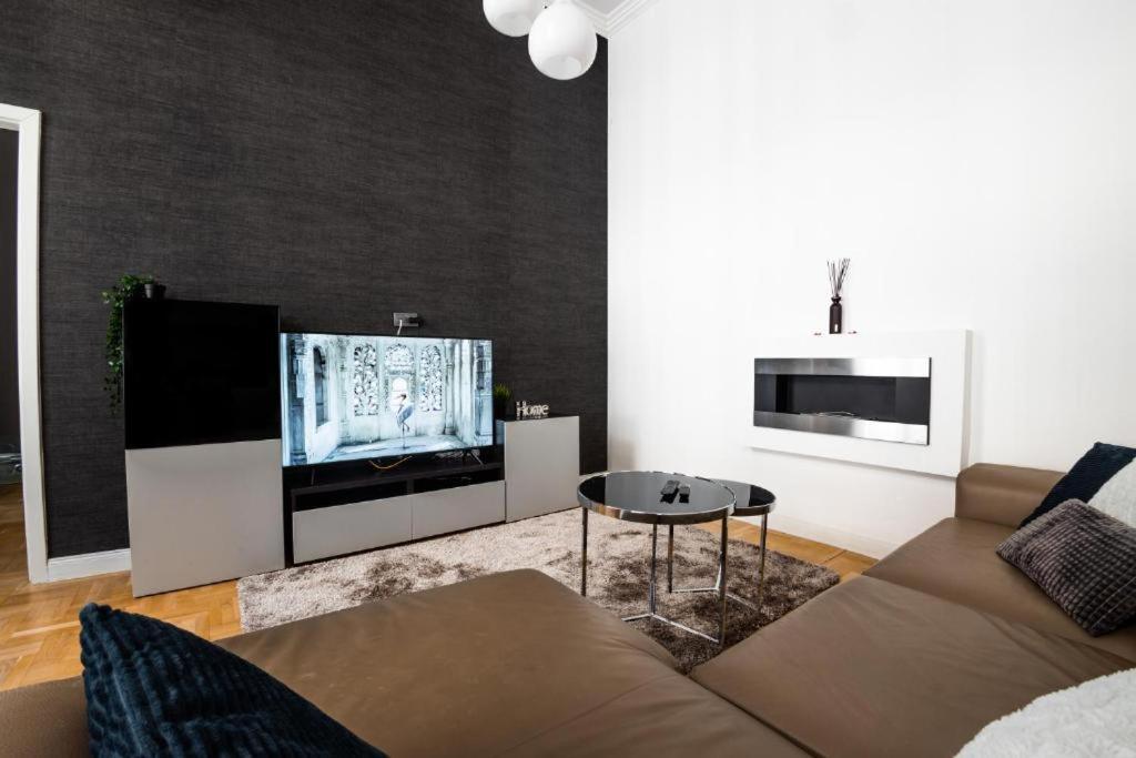 Deluxe Quentin Home Next To The Fashion Street Budapest Luaran gambar